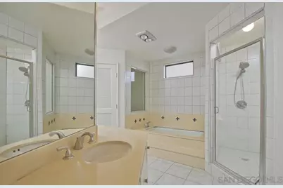  5340 Yarmouth Ave #205, Encino, CA 91316 - Photo 19