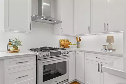  558 E Ave, Coronado, CA 92118 - Photo 13