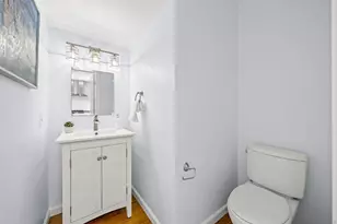558 E Ave, Coronado, CA 92118 - Photo 15
