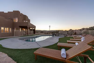  57388 Manzanita, Yucca Valley, CA 92284 - Photo 11