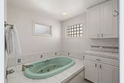  312 Sea Ridge Drive, La Jolla, CA 92037 - Photo 23