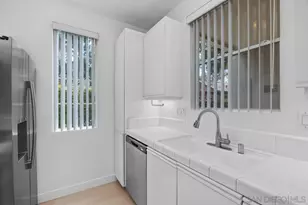 10921 Sabre Hill Dr, San Diego, CA 92128 - Photo 9