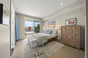 1952 Hornblend, San Diego, CA 92109 - Photo 17