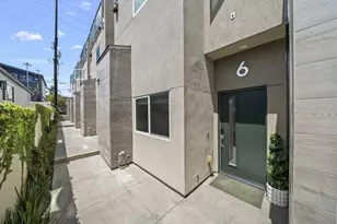 1952 Hornblend, San Diego, CA 92109 - Photo 5
