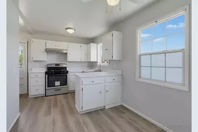  8810 Hayes St, La Mesa, CA 91942 - Photo 7