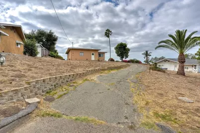  1128 Cielita Linda, Vista, CA 92083 - Photo 11