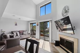 6862 Camino Berdecio, San Diego, CA 92111 - Photo 5