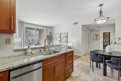  2020 Camino De La Reina #2302, San Diego, CA 92108 - Photo 9
