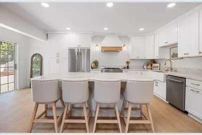  210 S Orange Ave, Fallbrook, CA 92028 - Photo 9