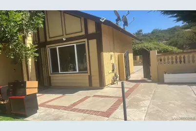  1745 Plaza Crest Ridge Rd, San Diego, CA 92114 - Photo 31