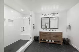 13 Antigua Ct, Coronado, CA 92118 - Photo 31