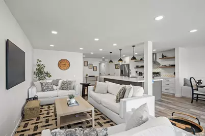  13 Antigua Court, Coronado, CA 92118 - Photo 17