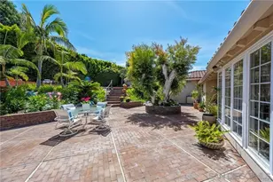 8361 Calle Del Cielo, La Jolla, CA 92037 - Photo 7