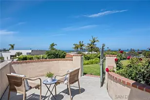 8361 Calle Del Cielo, La Jolla, CA 92037 - Photo 23