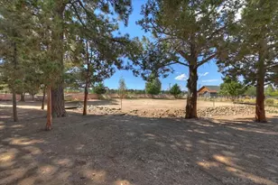 1155 Willow Ln, Big Bear City, CA 92314 - Photo 37