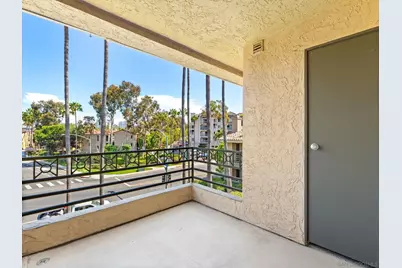  7565 Charmant Dr. #510, San Diego, CA 92122 - Photo 9