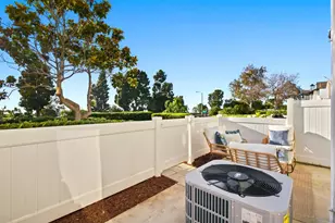6905 Carnation Dr, Carlsbad, CA 92011 - Photo 23
