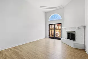 2565 Navarra Dr, Carlsbad, CA 92009 - Photo 3