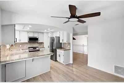  2565 Navarra Dr #B, Carlsbad, CA 92009 - Photo 13
