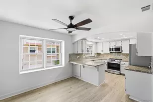 2565 Navarra Dr, Carlsbad, CA 92009 - Photo 13