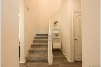  41973 Rondo St #1203, Murrieta, CA 92562 - Photo 9