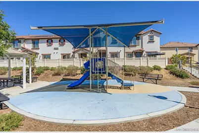  41973 Rondo St #1203, Murrieta, CA 92562 - Photo 33