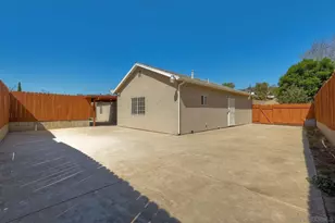 6435 Radio Dr, San Diego, CA 92114 - Photo 27