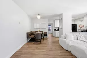 8324 Regents Rd, San Diego, CA 92122 - Photo 3