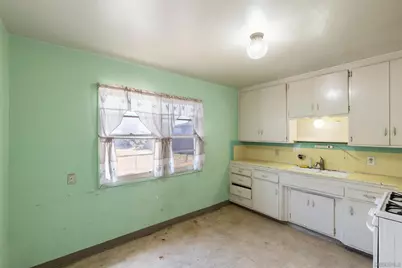  535 12th St, Imperial Beach, CA 91932 - Photo 7