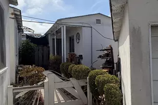 2426 Seaside St, San Diego, CA 92107 - Photo 3