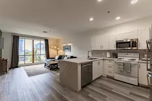 1501 Front St, San Diego, CA 92101 - Photo 1