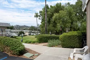 27707 Mountain Meadows Rd, Escondido, CA 92026 - Photo 23