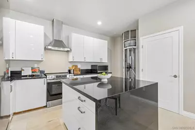  836 C Ave., Coronado, CA 92118 - Photo 15