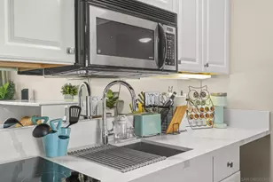 1021 Scott St, San Diego, CA 92106 - Photo 15