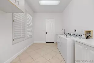 9659 Lario Ln, San Diego, CA 92127 - Photo 27