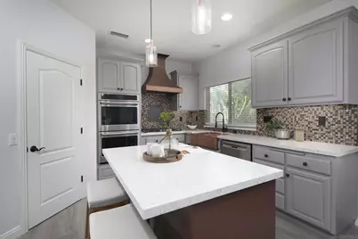  1726 York View Circle, Vista, CA 92084 - Photo 17