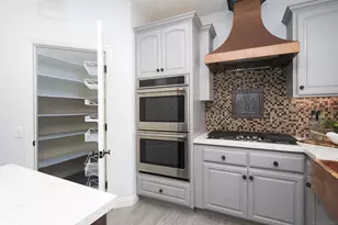 1726 York View Cir, Vista, CA 92084 - Photo 19
