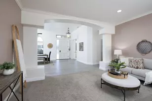 1726 York View Cir, Vista, CA 92084 - Photo 11