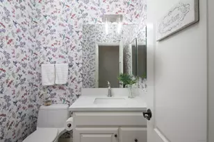 1726 York View Cir, Vista, CA 92084 - Photo 35