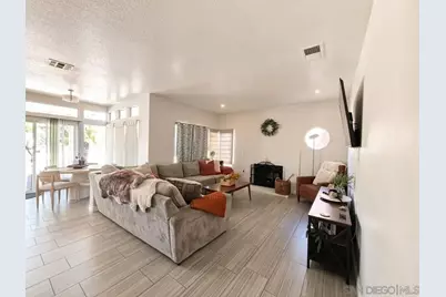  40043 Gibraltar, Murrieta, CA 92562 - Photo 3