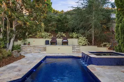  6617 Avenida De Las Pescas, La Jolla, CA 92037 - Photo 17