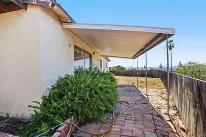  1475 Vicksburg Dr, El Cajon, CA 92021 - Photo 11