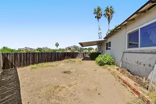 1475 Vicksburg Dr, El Cajon, CA 92021 - Photo 7