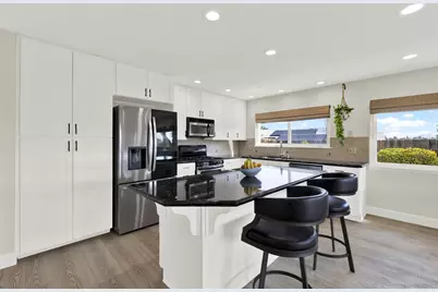  11353 Calenda Rd, San Diego, CA 92127 - Photo 13