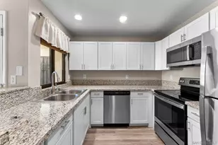 2425 Cranston Dr, Escondido, CA 92025 - Photo 11