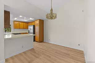 12884 Camino De La Breccia, San Diego, CA 92128 - Photo 7