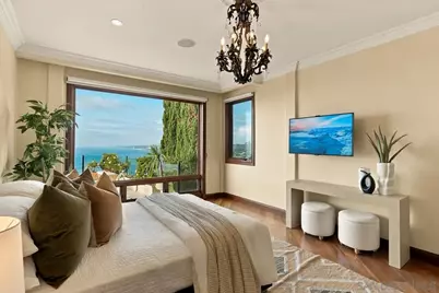  1718 Valdes, La Jolla, CA 92037 - Photo 13