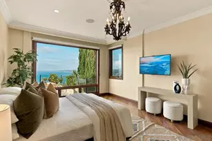 1718 Valdes, La Jolla, CA 92037 - Photo 13