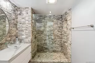 425 W Beech St, San Diego, CA 92101 - Photo 11