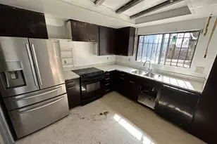 464 E J, Chula Vista, CA 91910 - Photo 13